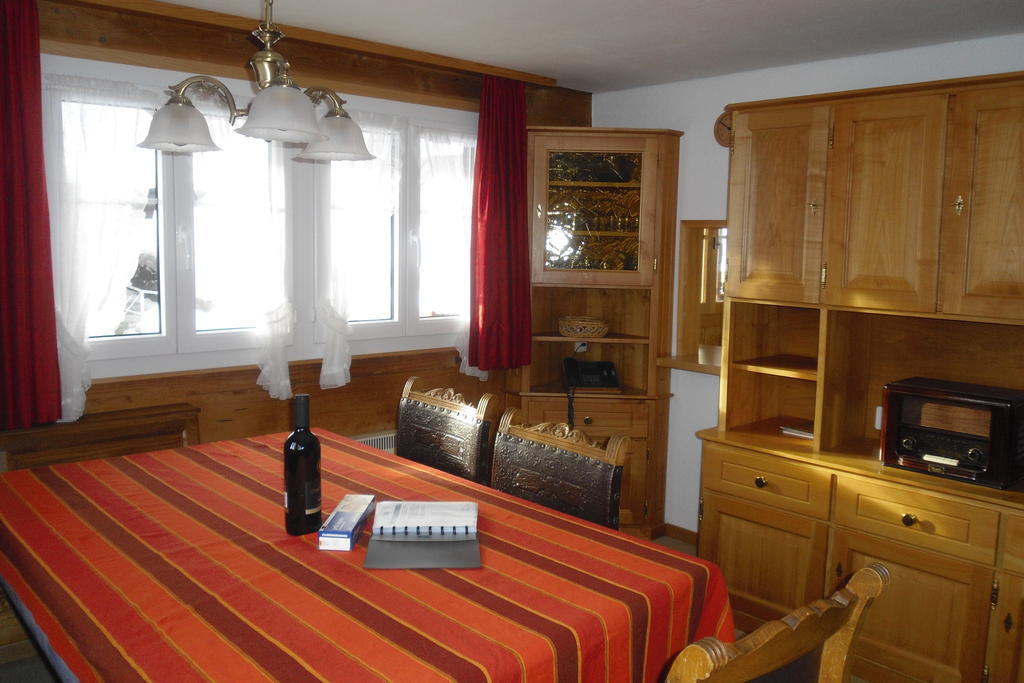 Ferienwohnung Chalet Grazia Riederalp Zimmer foto